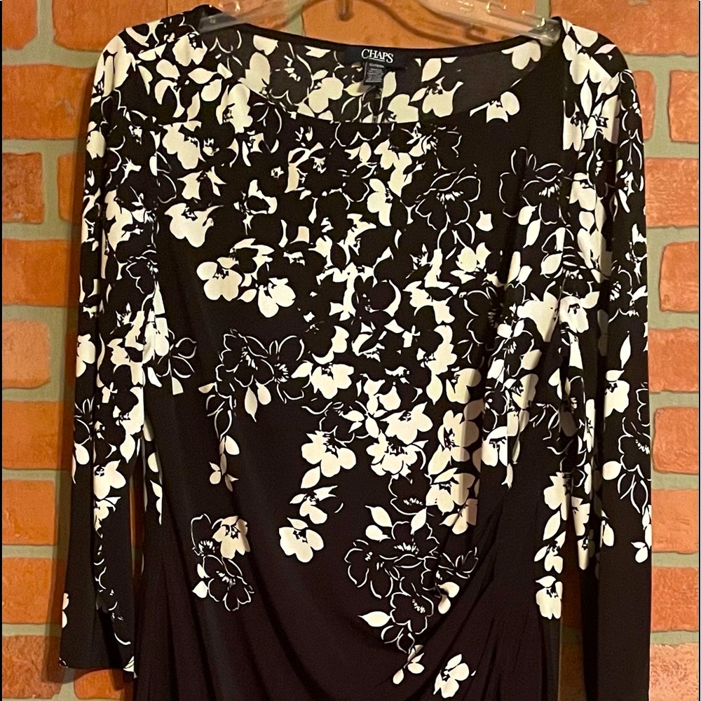 Chaps Size XL Floral Print Dress. Great Condition.